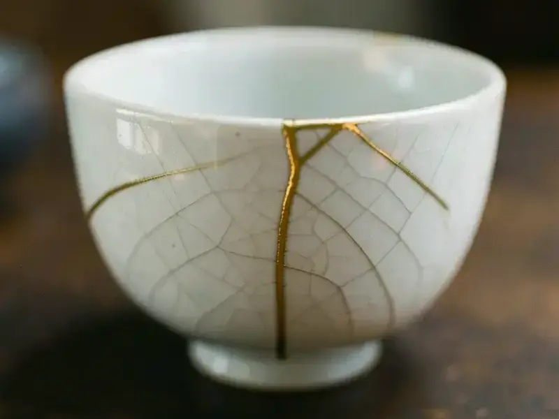 陶磁器の釉薬修復